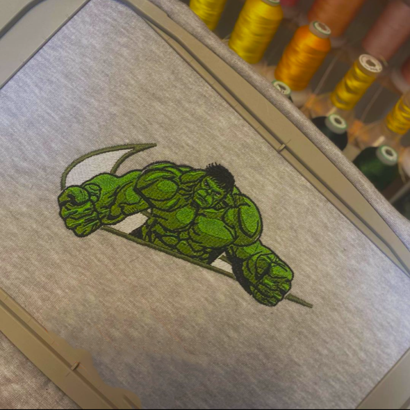 LIMITED Hulk EMBROIDERED HOODIE