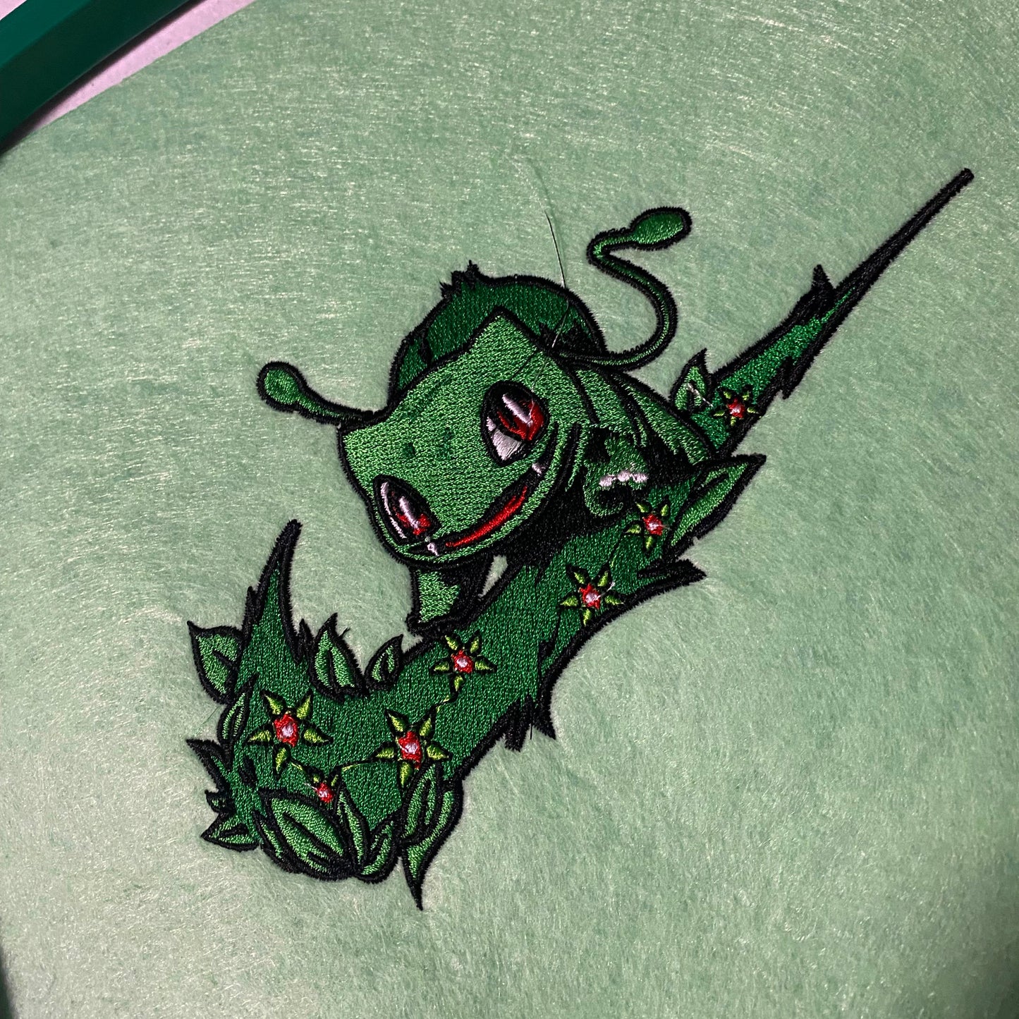 LIMITED Ivysaur X EMBROIDERED Gym HOODIE