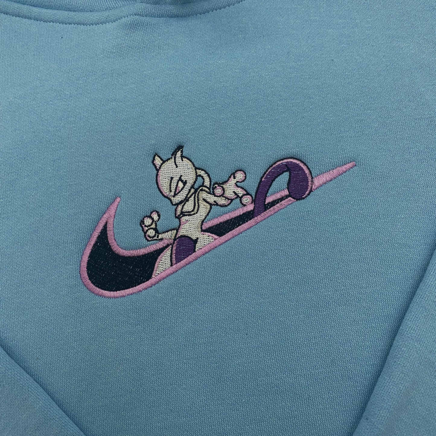 LIMITED POKEMON MEWTWO EMBROIDERED HOODIE